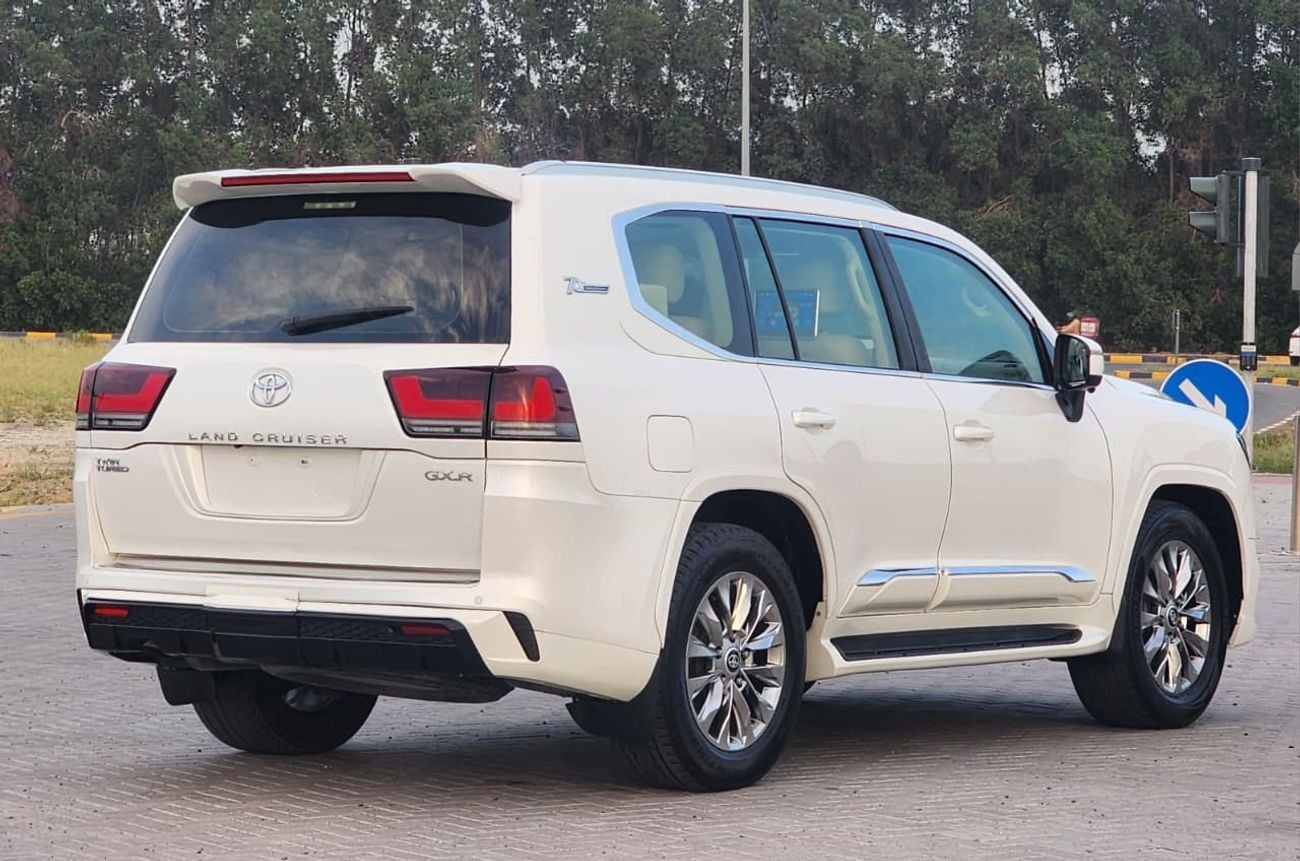 Toyota Land Cruiser GXR+ 4.6L GXR V8 MODEL 2018 UPGRARE 2024