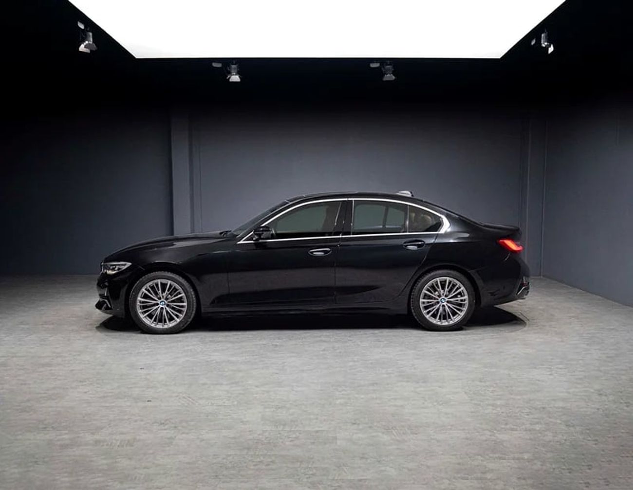 BMW 330i Luxury Line 2.0L