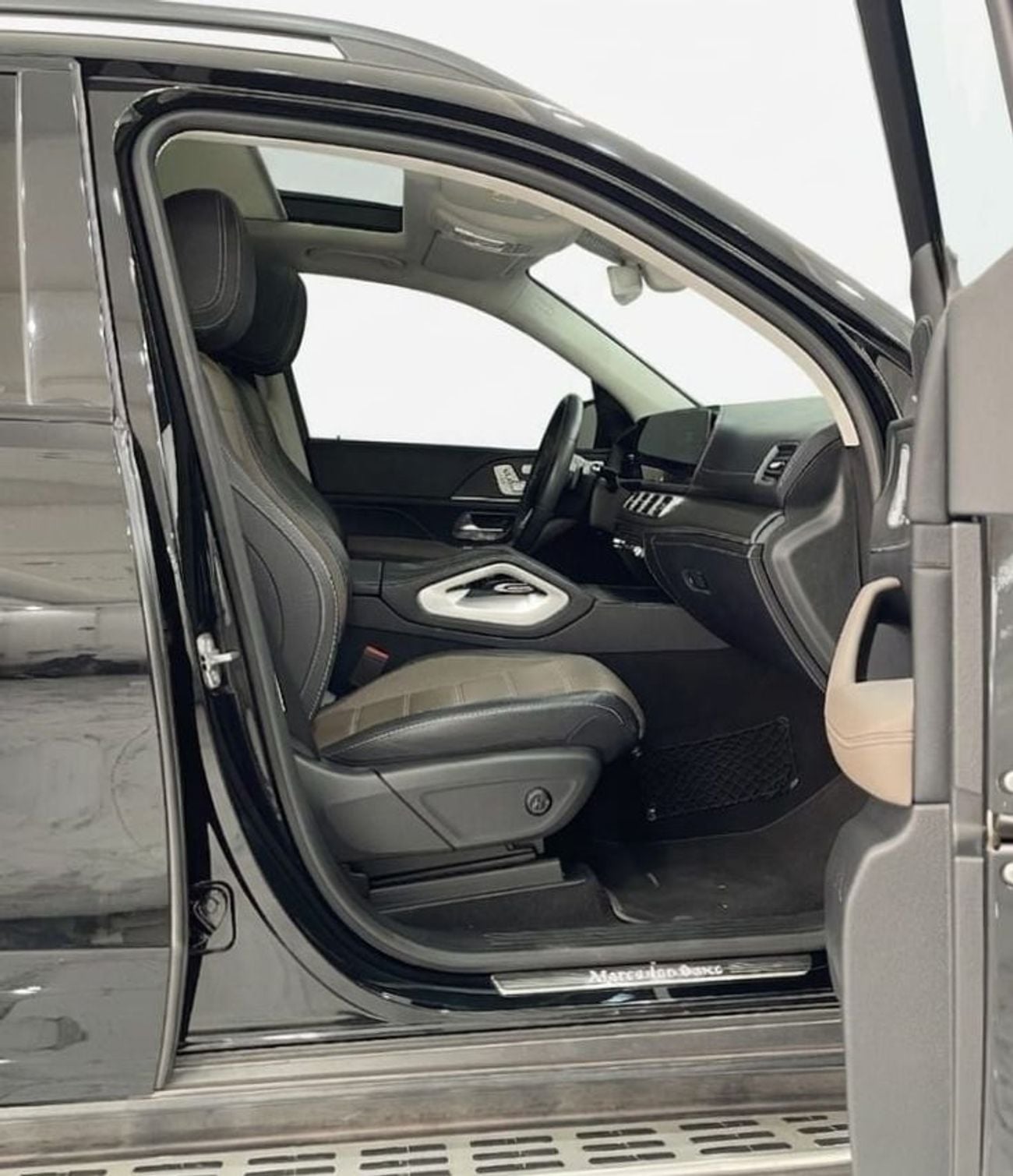 Mercedes Benz GLE 450 AMG 4MATIC 3L-6CYL GCC -GARGASH ENTERPRISES