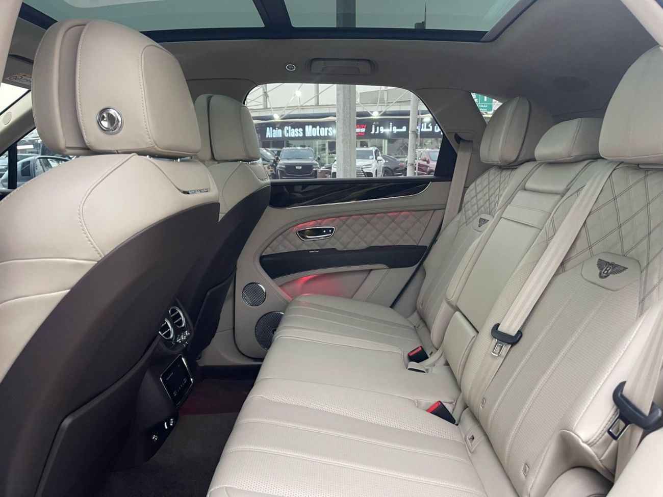 Bentley Bentayga FIRST EDITION