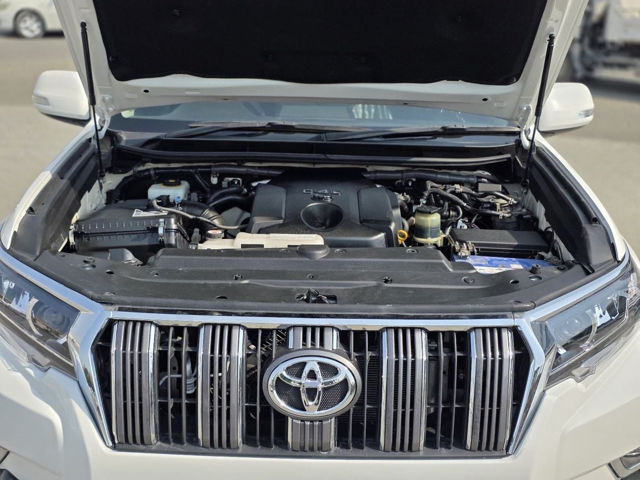 تويوتا برادو VXR TX 2.8L
