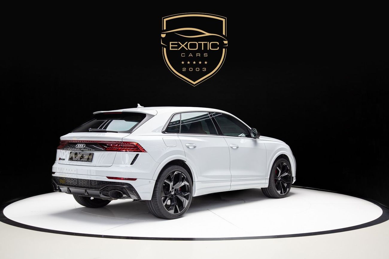 أودي RSQ8 quattro 4.0L