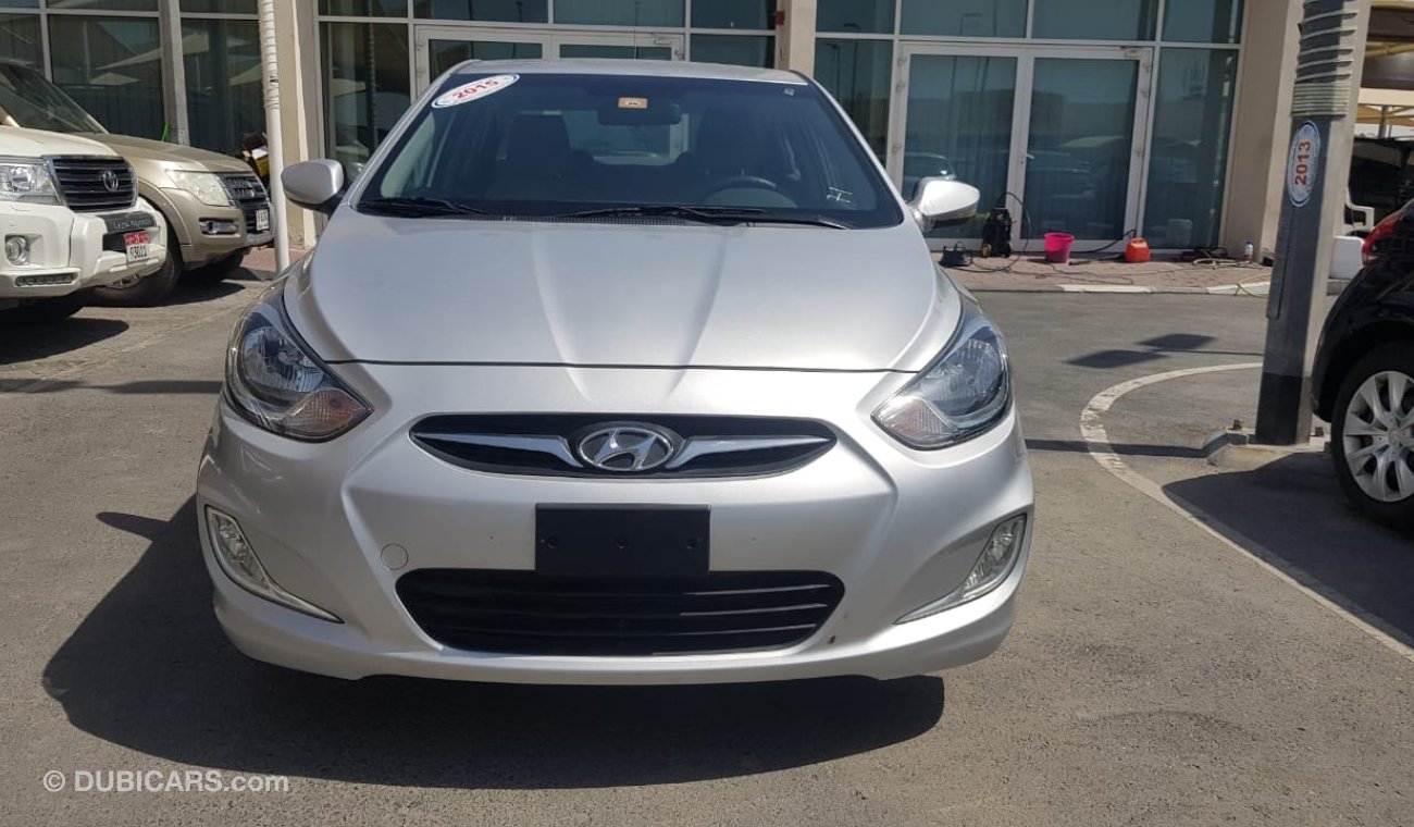 Hyundai Accent 2015 CC No Accident No Paint A Perfect Condition