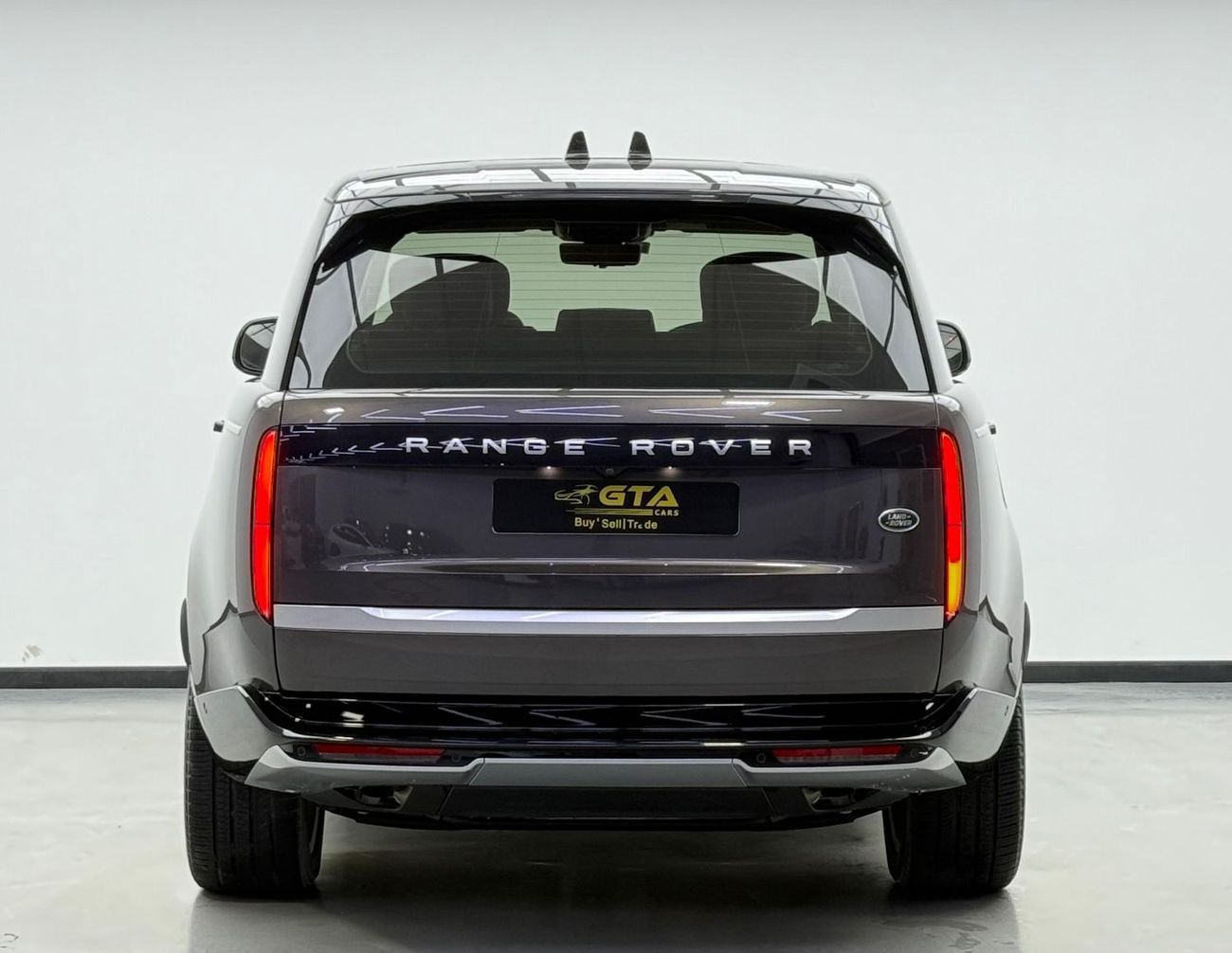 Land Rover Range Rover LWB Autobiography P400 3.0L 2022 Range Rover Vogue Autobiography, 2027 RR Warranty, 2026 RR Service