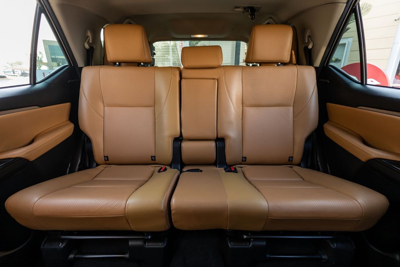 تويوتا فورتونر VXR 4.0L (278 HP)