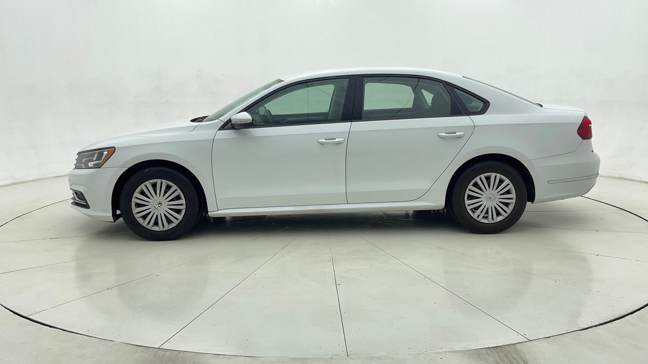 فولكس واجن باسات 2018 S | AED 635/Month | 0 DP | 30 Day Return | Warranty | Service History