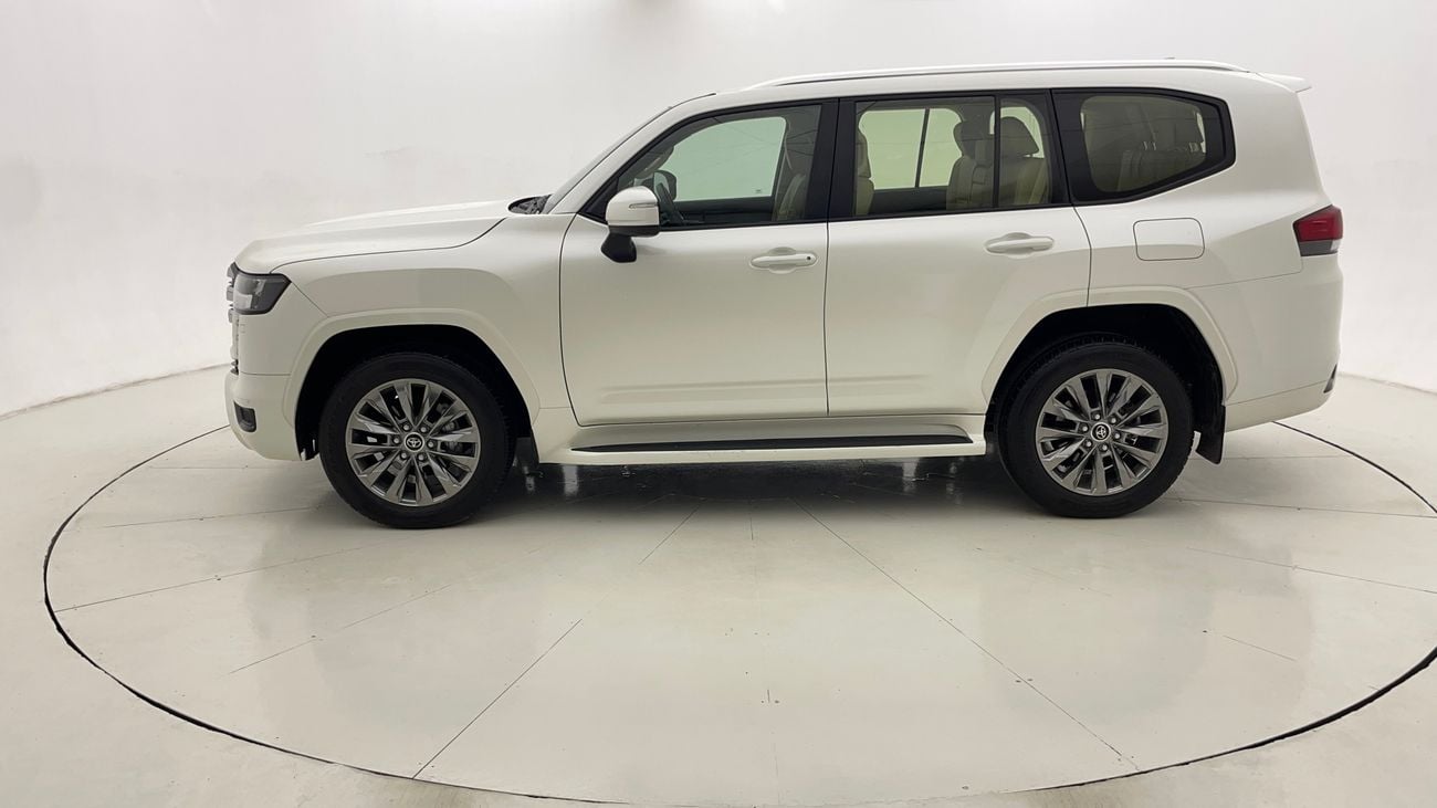 تويوتا لاند كروزر GXR 4 | بدون دفعة مقدمة | اختبار القيادة في المنزل