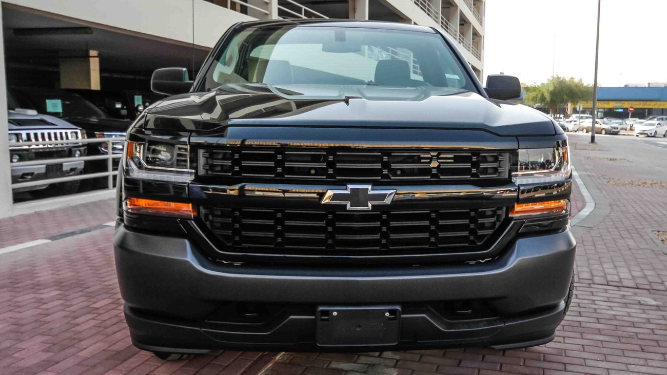 Chevrolet Silverado Black Edition