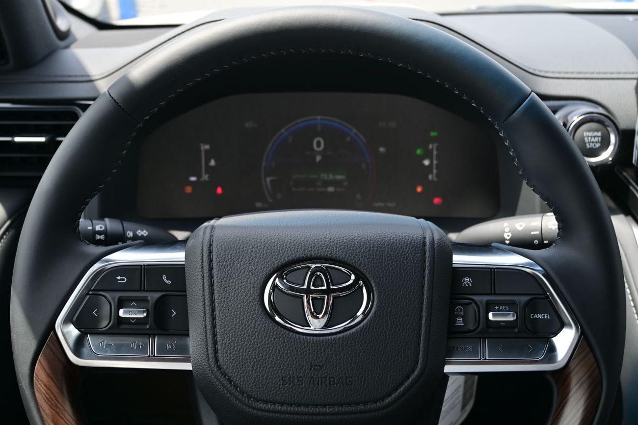 Toyota Land Cruiser GXR4 3.3L Toyota Land Cruiser GX-R 3.3L TwinTurbo V6 Diesel, 4WD