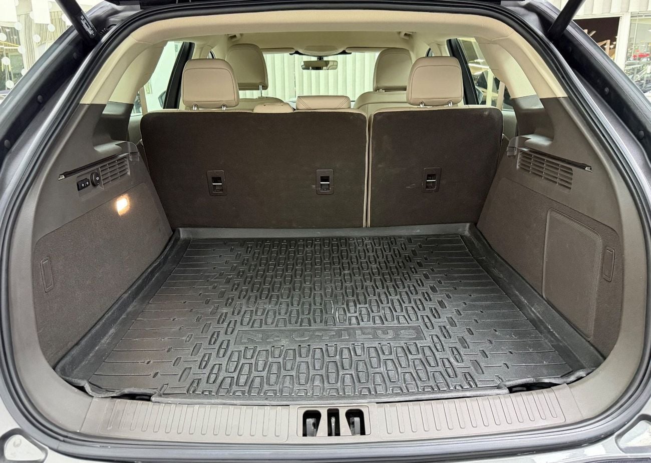 Lincoln Nautilus Select 2.7L