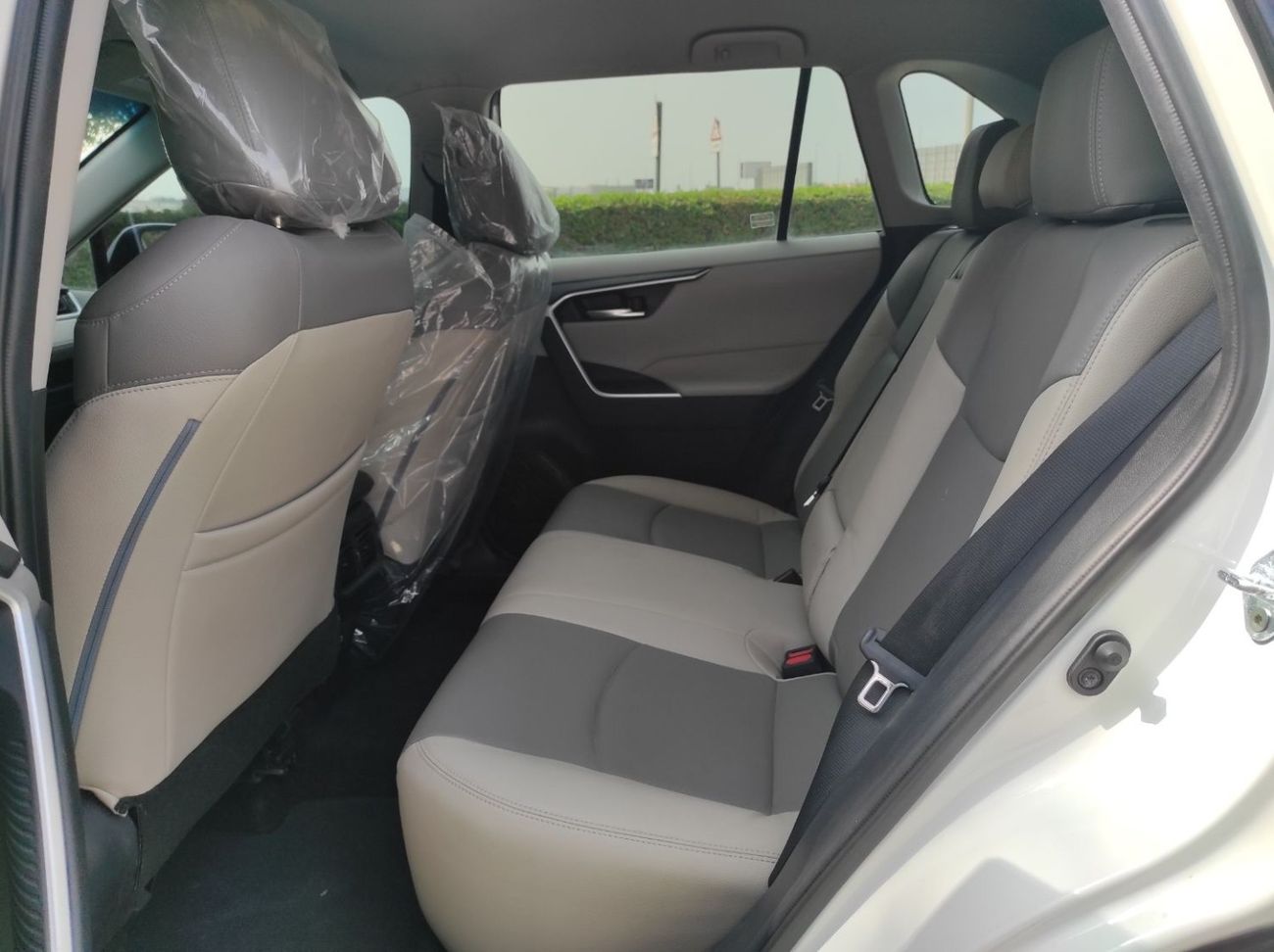 تويوتا راف ٤ 2.5L (2WD) EX