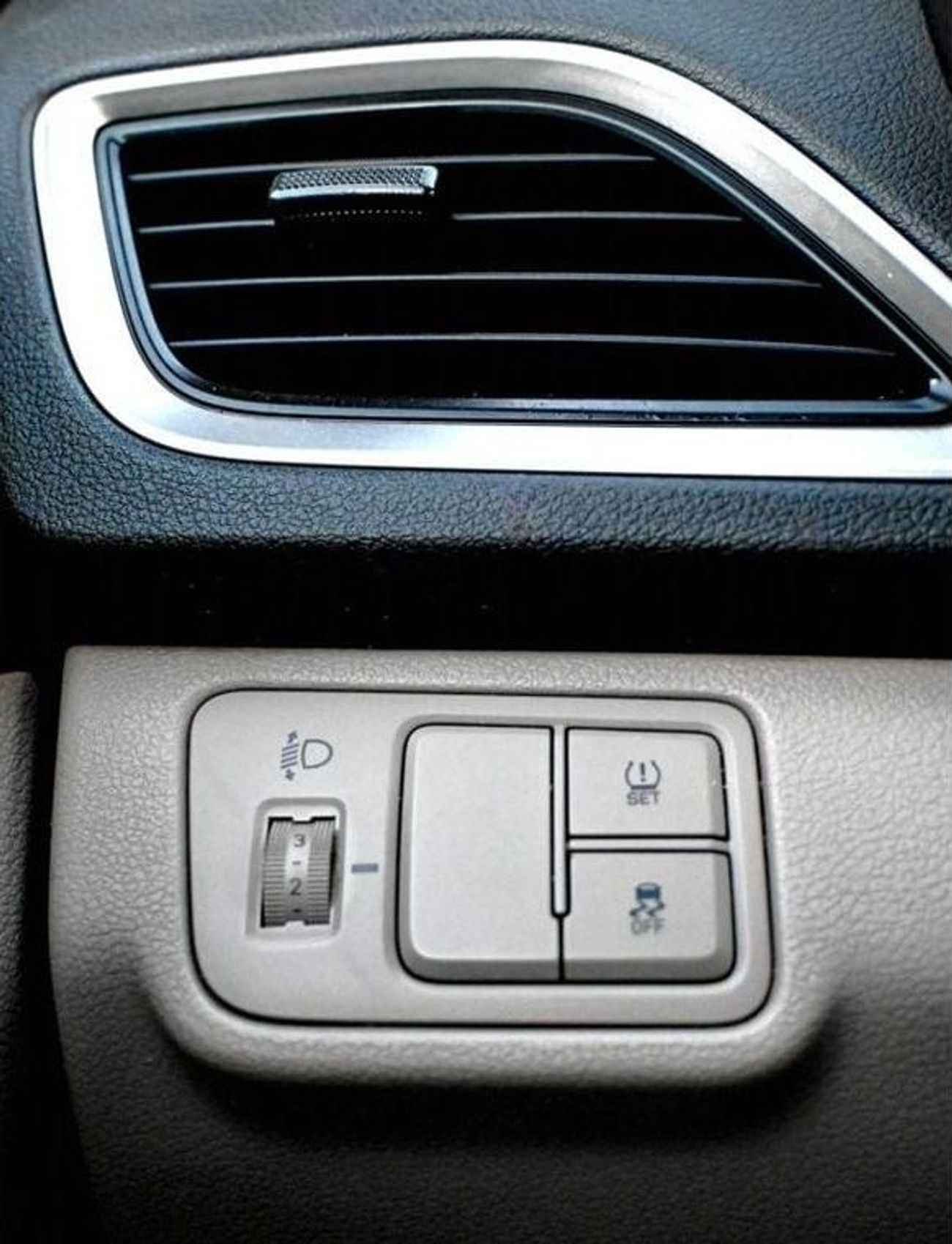 Hyundai Accent Base 1.6L (138 HP) Hyundai Accent 2020 GCC 1.6L in excellent condition, inside and out