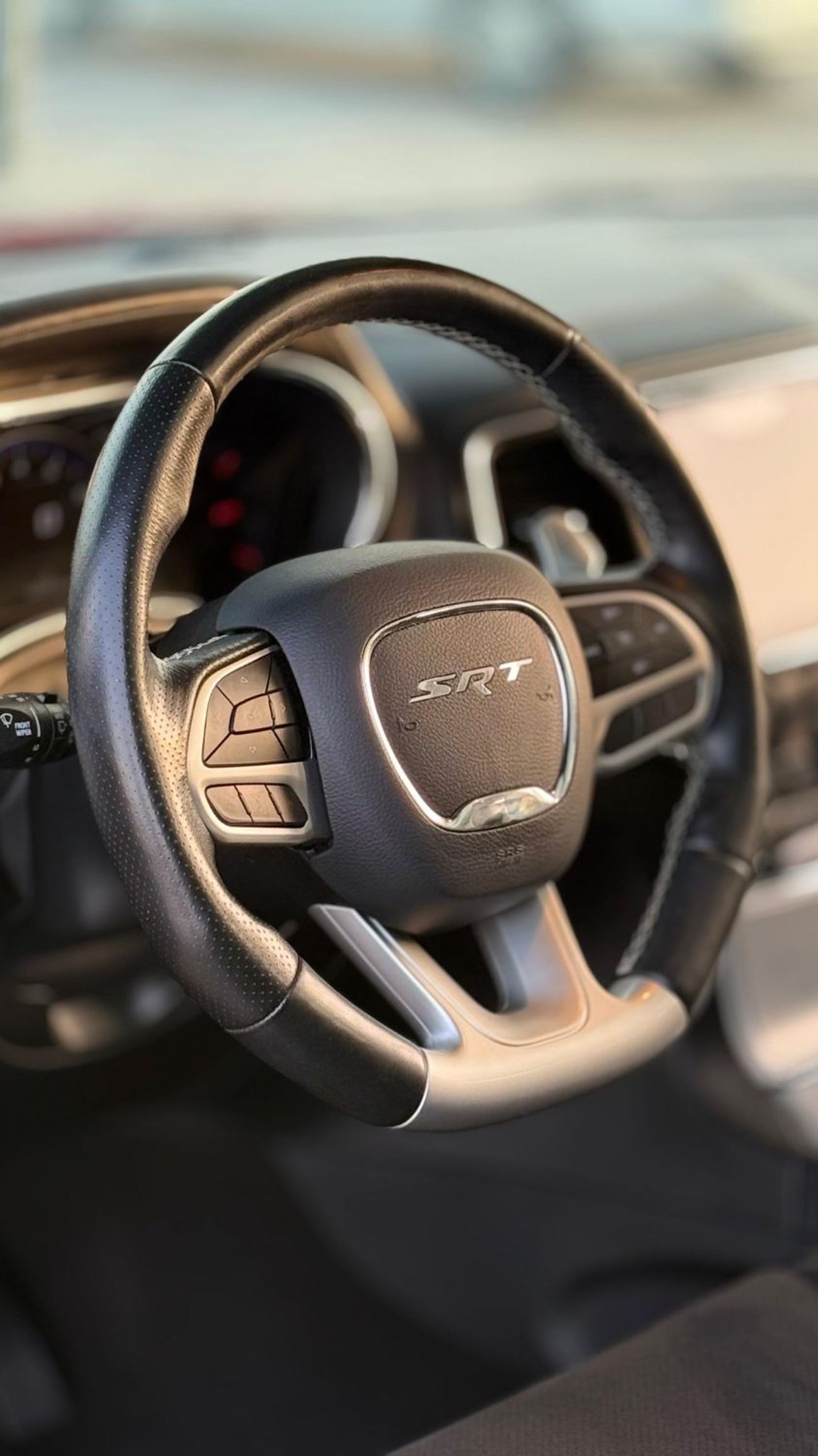 جيب جراند شيروكي SRT8 6.4L