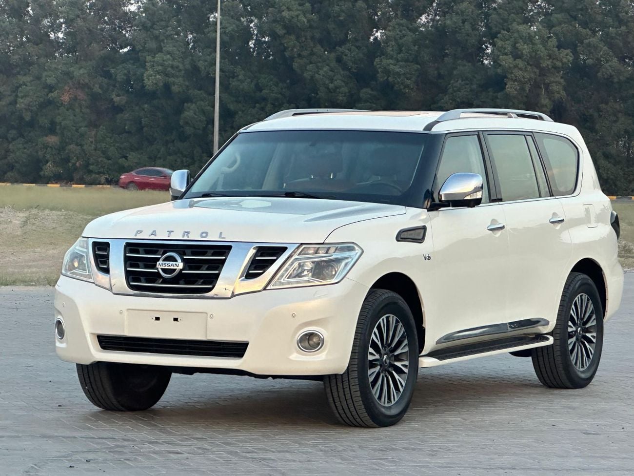 نيسان باترول LE Platinum City 5.6L