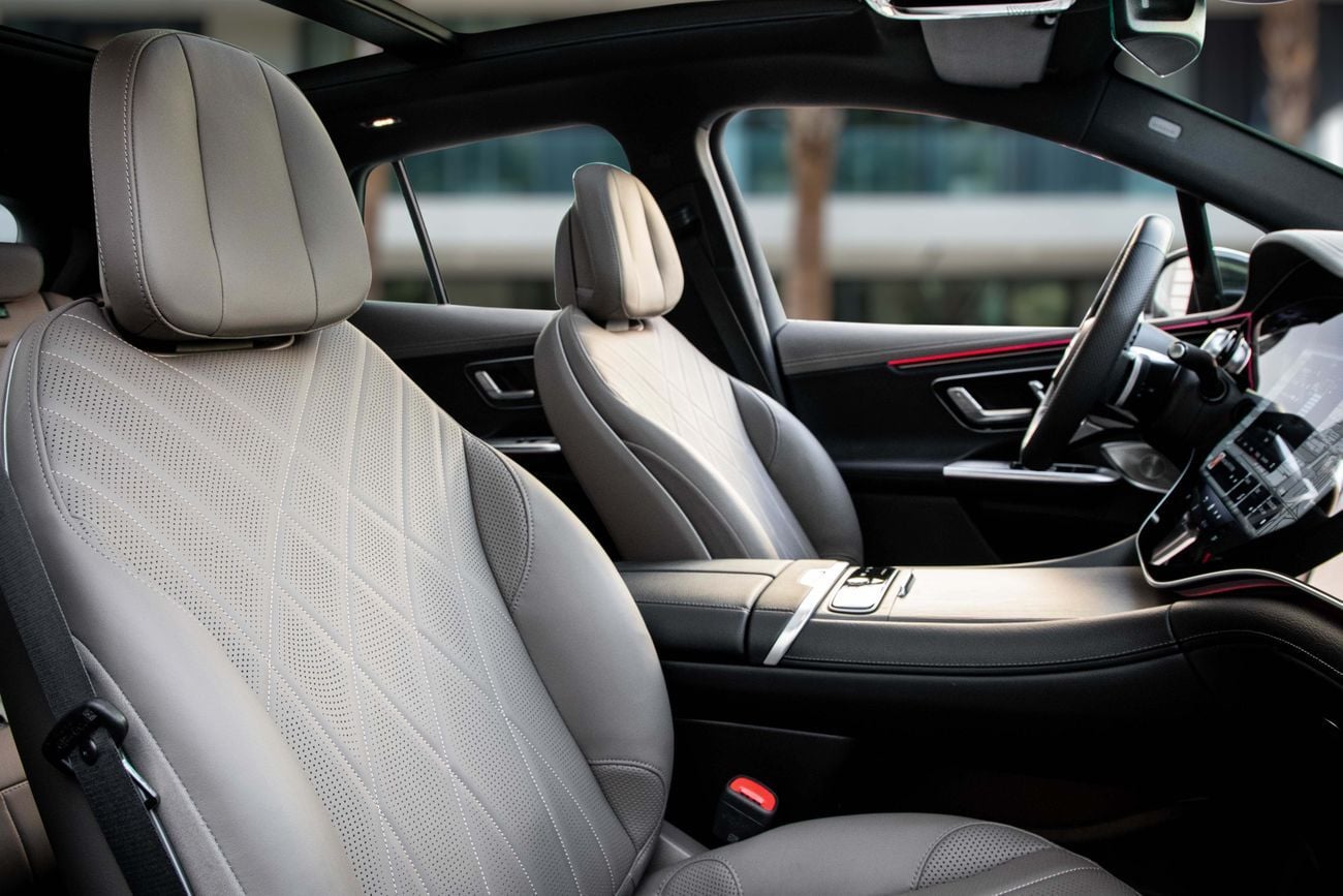 مرسيدس بنز EQE 500 EQE 500 4Matic | 4,113 P.M | 0% Downpayment | EQE 500 | GARGASH WARRANTY/SERVICE! | Ramadan Offer!