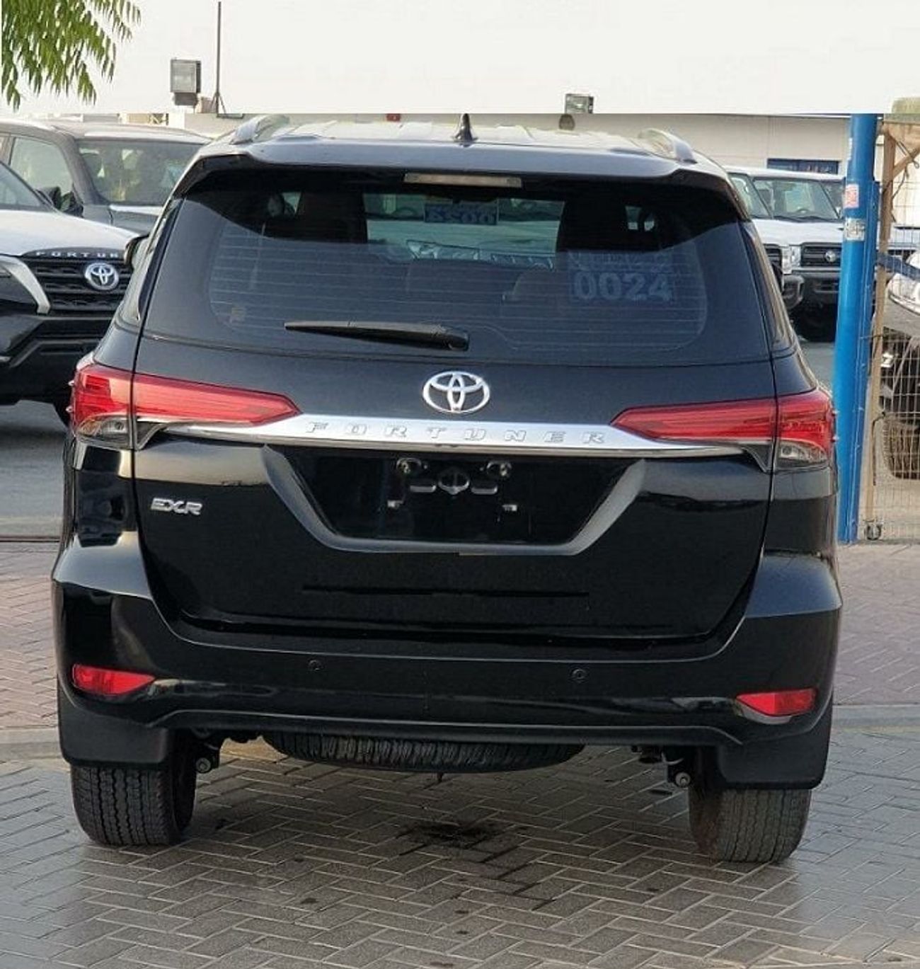 Toyota Fortuner EXR 2.7L (160 HP)