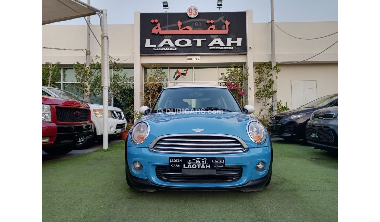 Mini Cooper 1600 cc, American specifications, 2013 model, panorama, cruise control, automatic sensor wheels, lea