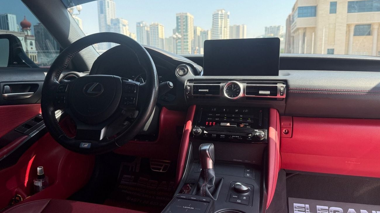 لكزس IS 350 F Sport Platinum 3.5L