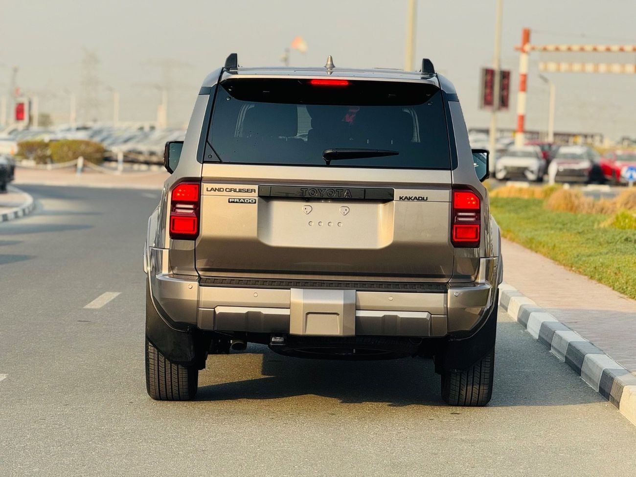 تويوتا برادو VXR Kakadu