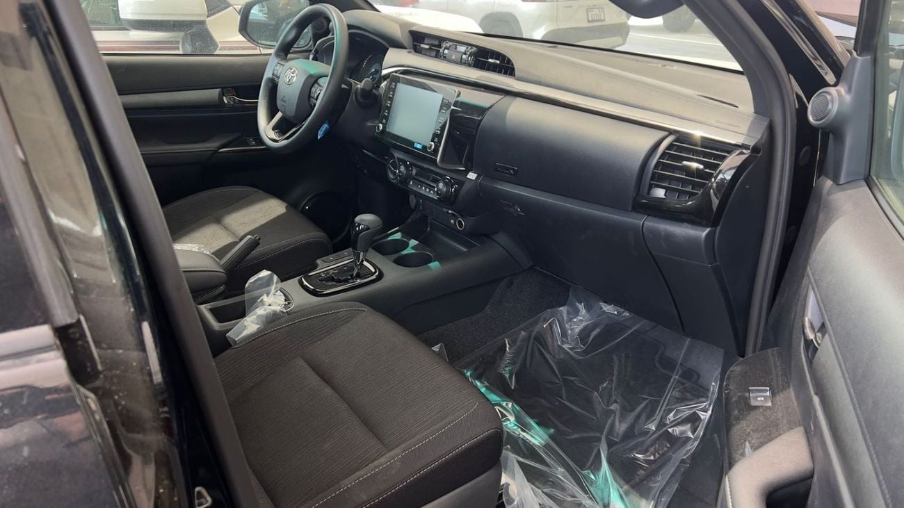 تويوتا هيلوكس EXPORT ONLY - HILUX ADVENTURE 2.8L DSL (WITH AIR COMPRESSOR)