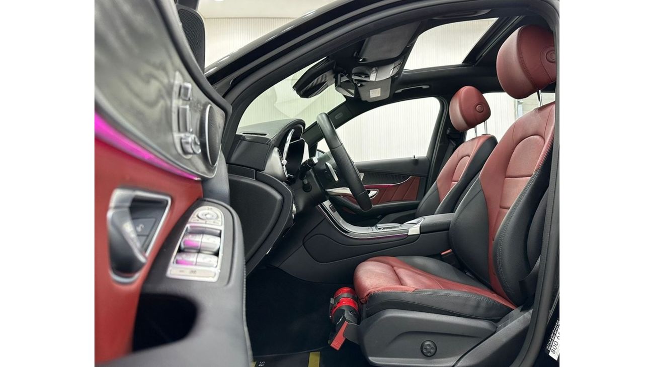 مرسيدس بنز GLC 200 Std 2021 Mercedes Benz GLC200 AMG, 2026 Mercedes Warranty, 2025 Mercedes Service Pack, Low Kms, GCC