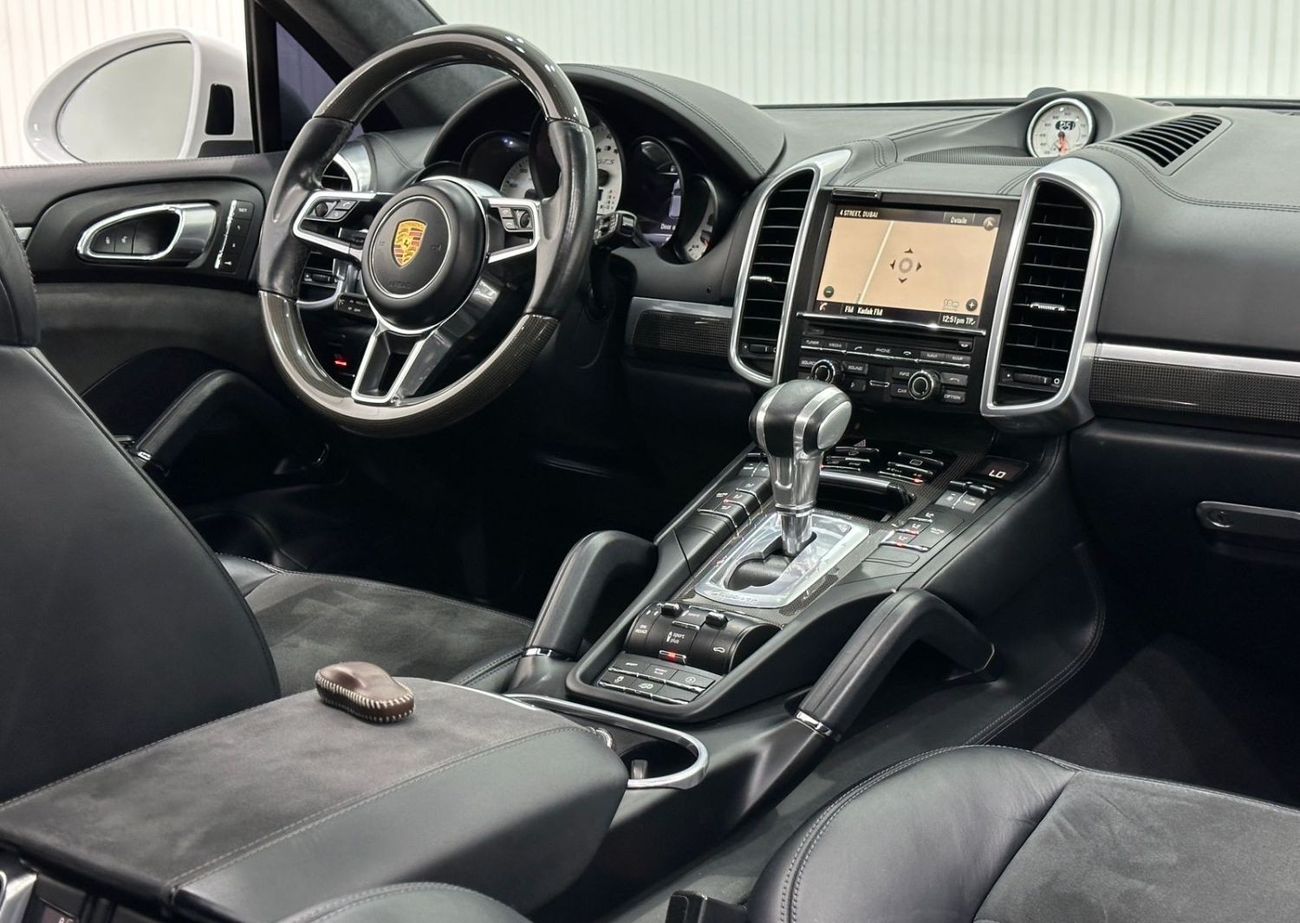 Porsche Cayenne 2016 Porsche Cayenne GTS, One Year Unlimited KM Warranty, Agency Service History, GCC