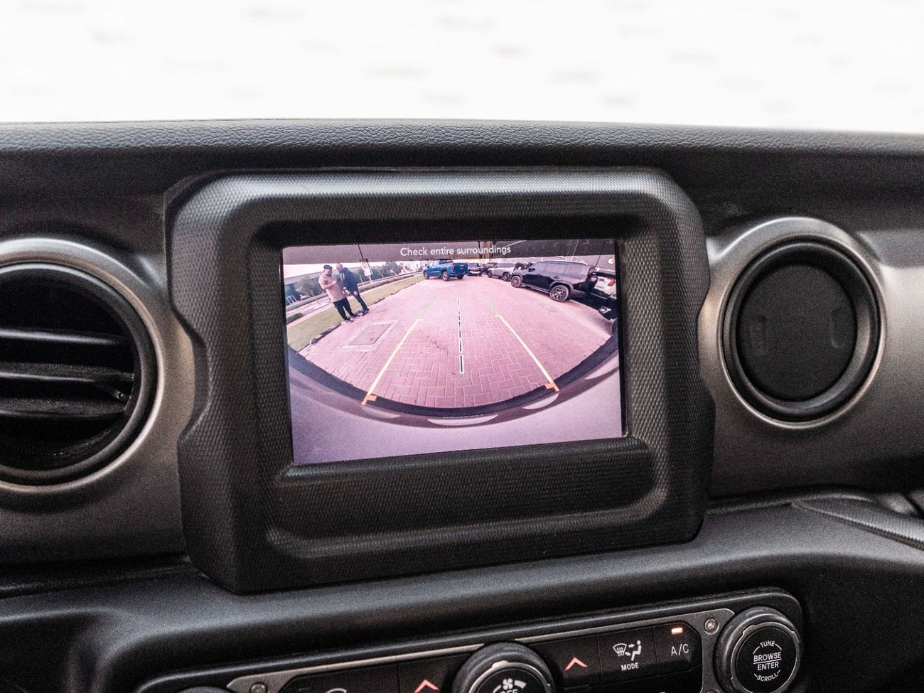 Jeep Wrangler Sport S 3.6L A/T