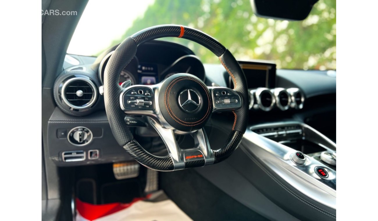 Mercedes-Benz AMG GT S MERCEDES GTs AMG 2016 (low mileage) fully loaded