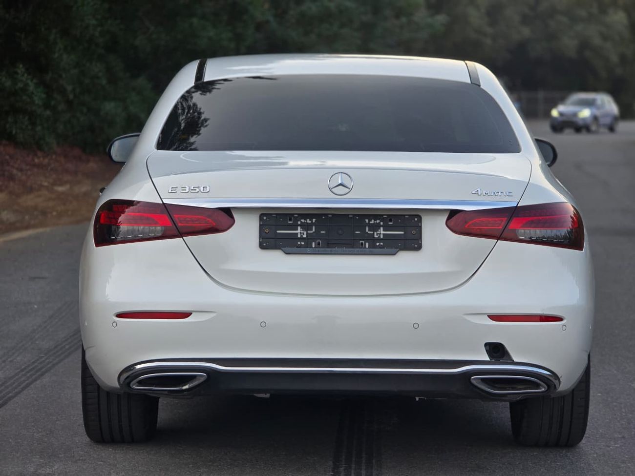 مرسيدس بنز E 350 MERCEDES E-350 KOREAN 2022 ORGINAL PAINT // ACCIDENT FREE // PERFECT CONDITION // LOW MILEAGE