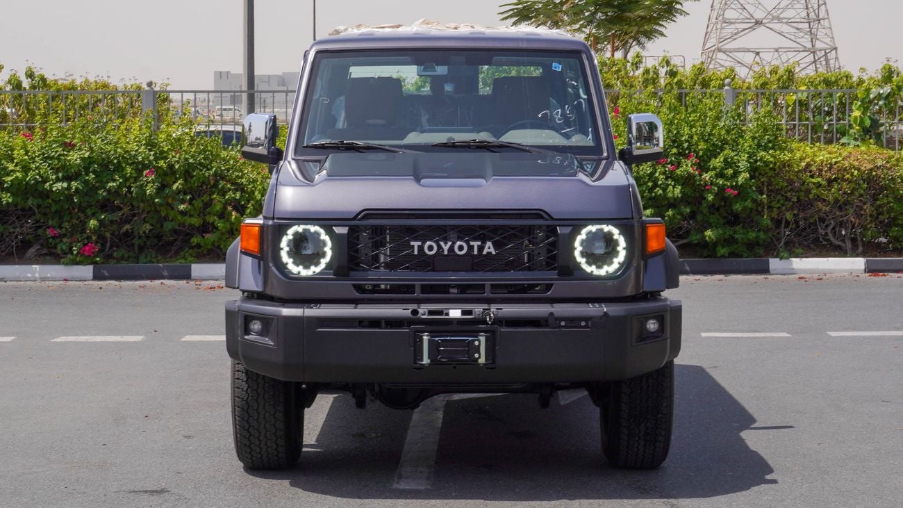 Toyota Land Cruiser 70 LX 4.0 L V6