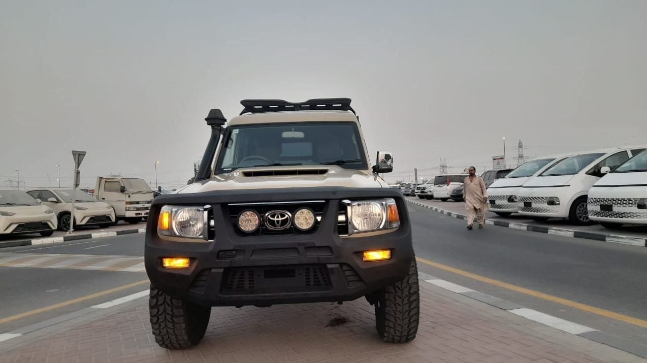 تويوتا لاند كروزر 70 