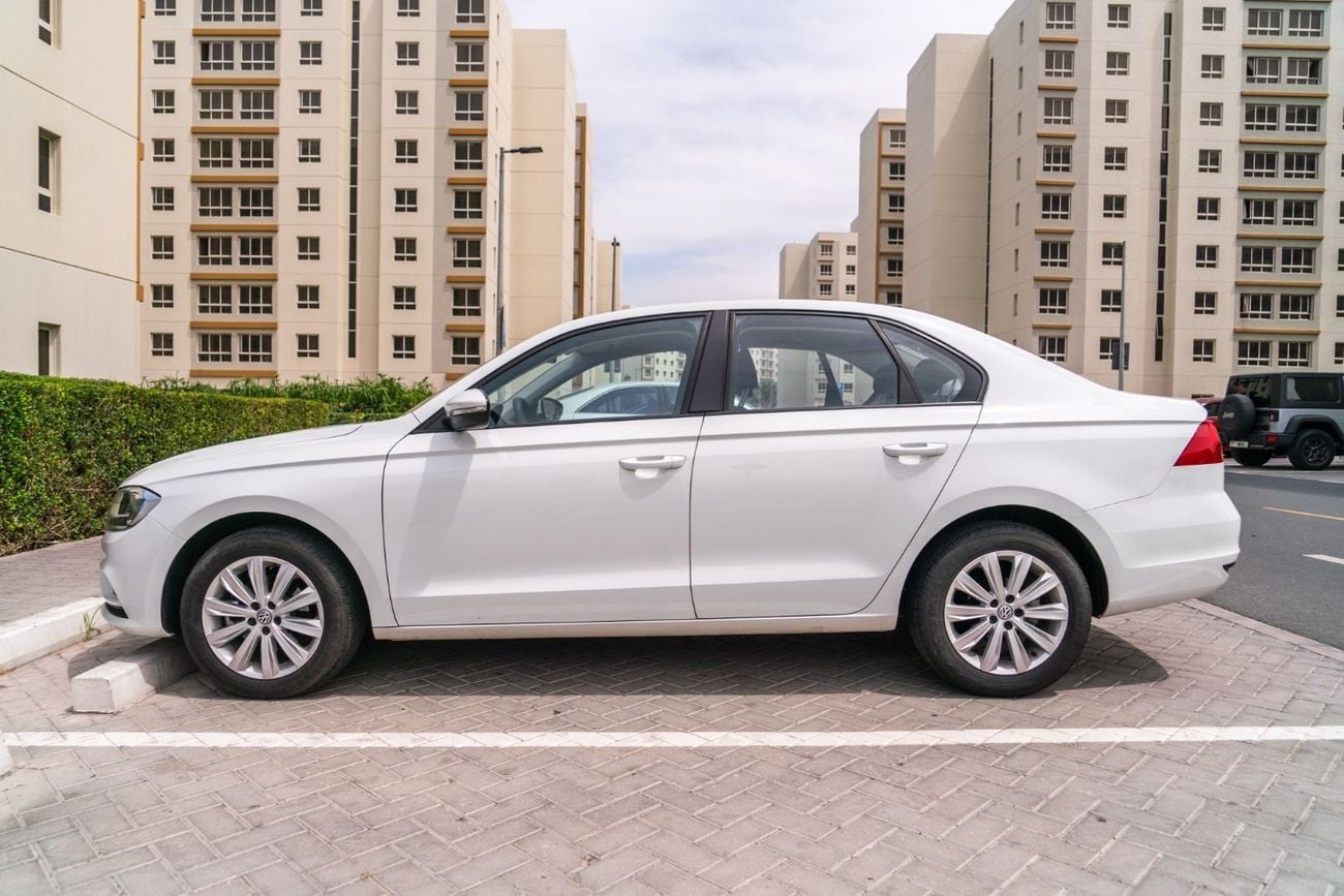 Volkswagen Bora STD (NON GCC)