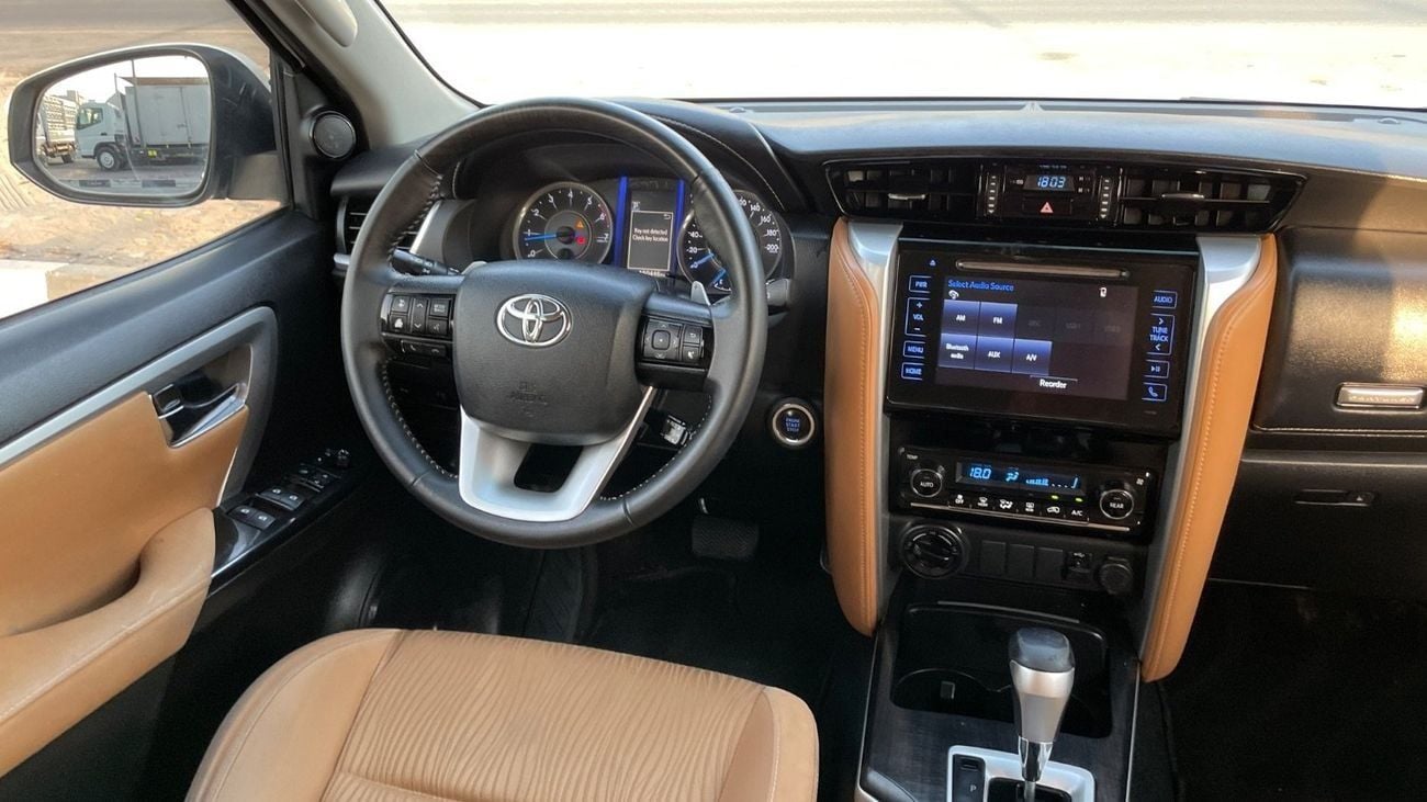 Toyota Fortuner GXR 4.0L (278 HP)