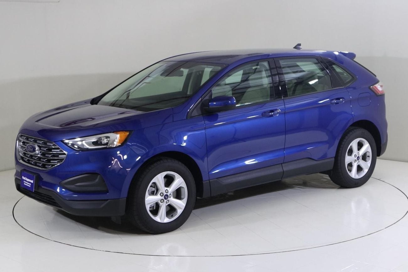 Ford Edge SE022 / FREE Insurance + Registration / AL TAYER MOTORS / AL QOUZ SHOWROOM