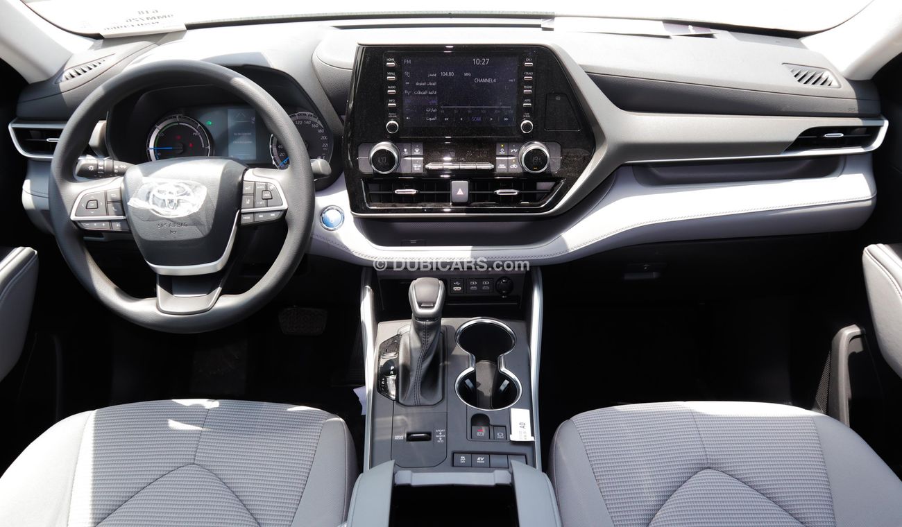 تويوتا هايلاندر LE 2.5L | 2022 | Hybrid | For Export Only