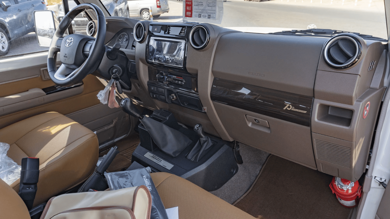 Toyota Land Cruiser 70 ECT0099 - Toyota LC71 Htop SWB - 4.0L Petrol Manual White