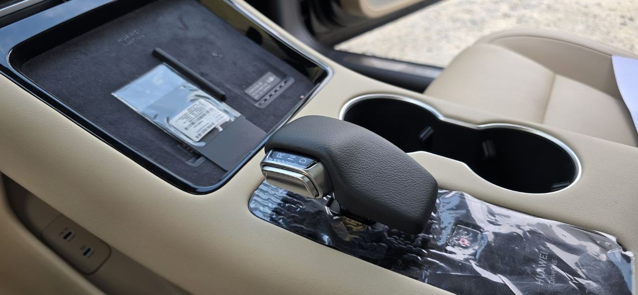 آيتو 5 AITO M5 2023 5 SEATER