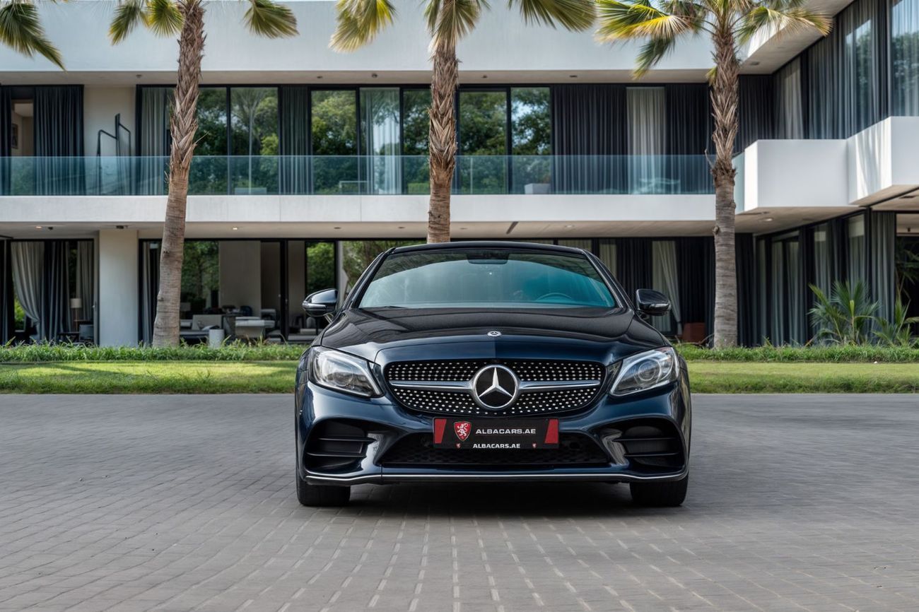 مرسيدس بنز C 200 2,629 P.M | 0% Downpayment | C200 Coupe AMG | Low KM!
