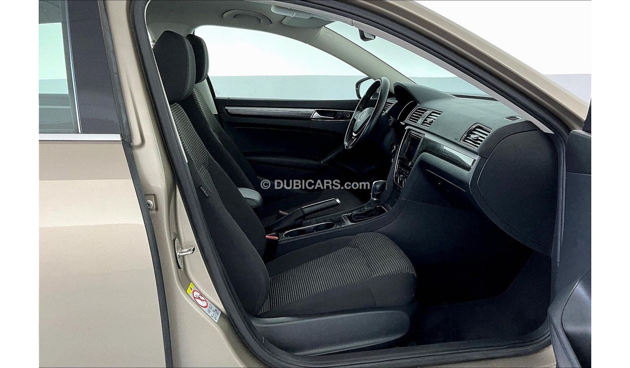 Volkswagen Passat SE