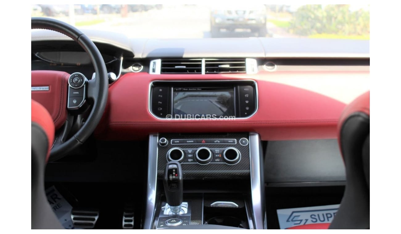 Land Rover Range Rover Sport PEPSI COLOR GCC MINT IN CONDITION