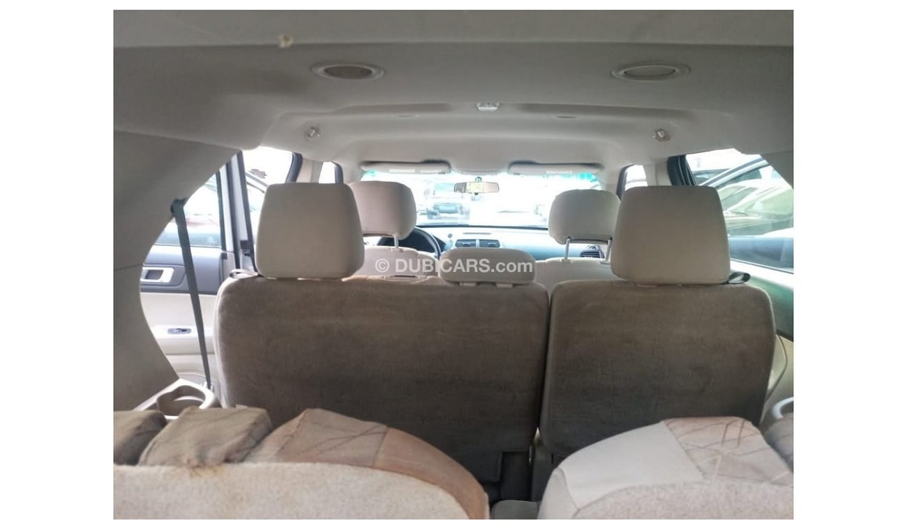 Ford Explorer Gulf model 2014, cruise control, sensor wheels, in excellent condition, you do not need any expenses