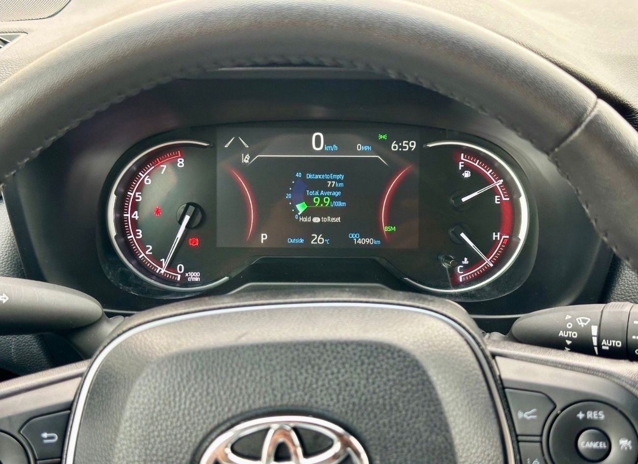 تويوتا راف ٤ XLE AWD Full Option