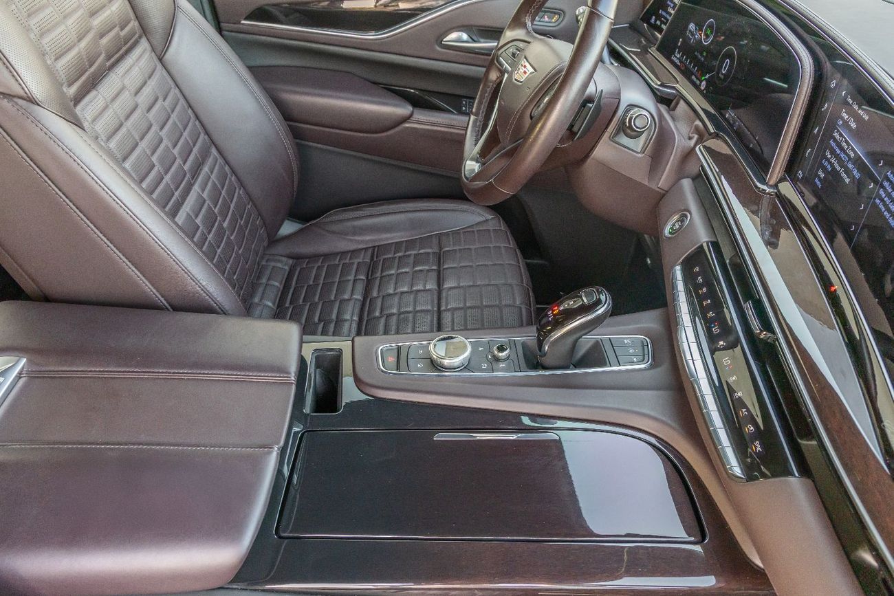 كاديلاك إسكالاد Sport Platinum 6.2L 4WD Cadillac Escalade Sport Platinum - Perfect Condition - 2022