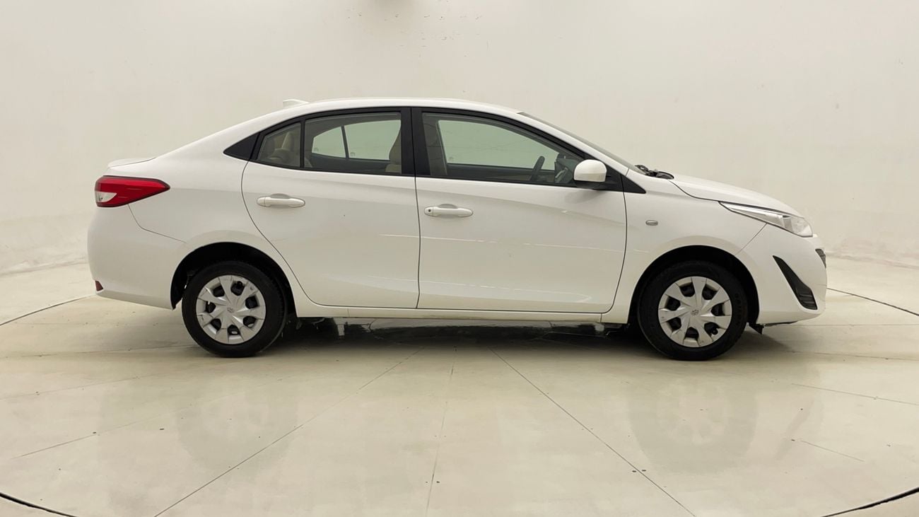 تويوتا يارس SE 1.5 | بدون دفعة مقدمة | اختبار القيادة في المنزل