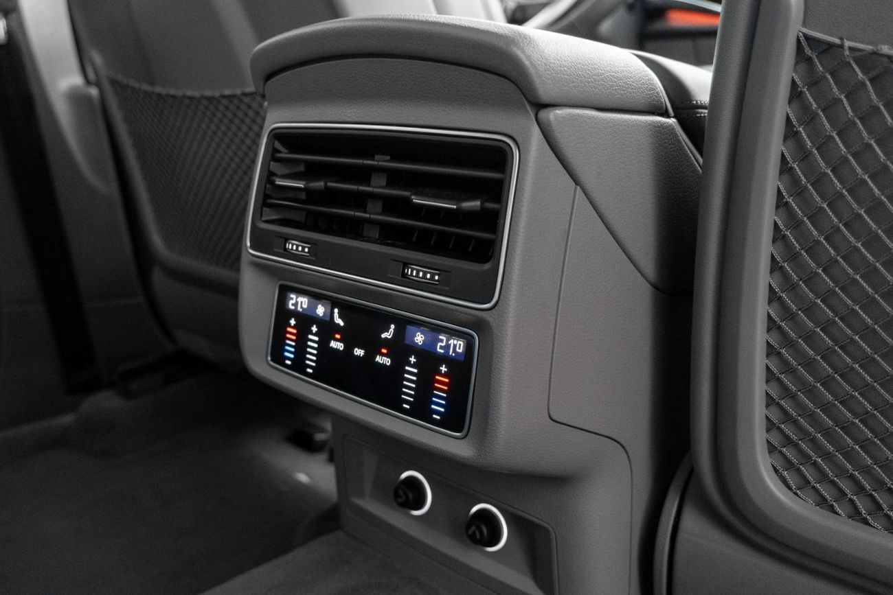 Audi Q8 55 TFSI quattro S-Line