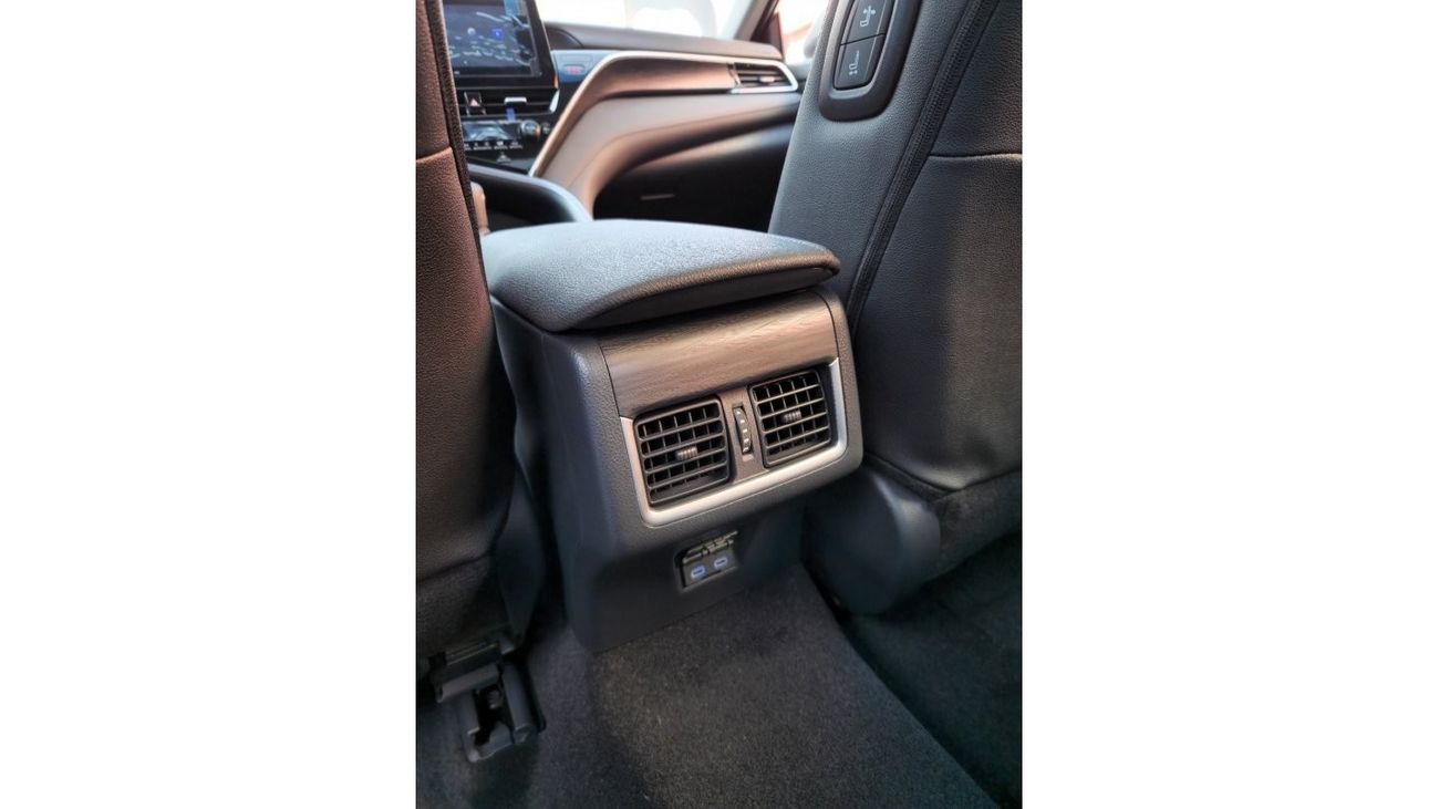 Toyota Camry Camry Hybrid