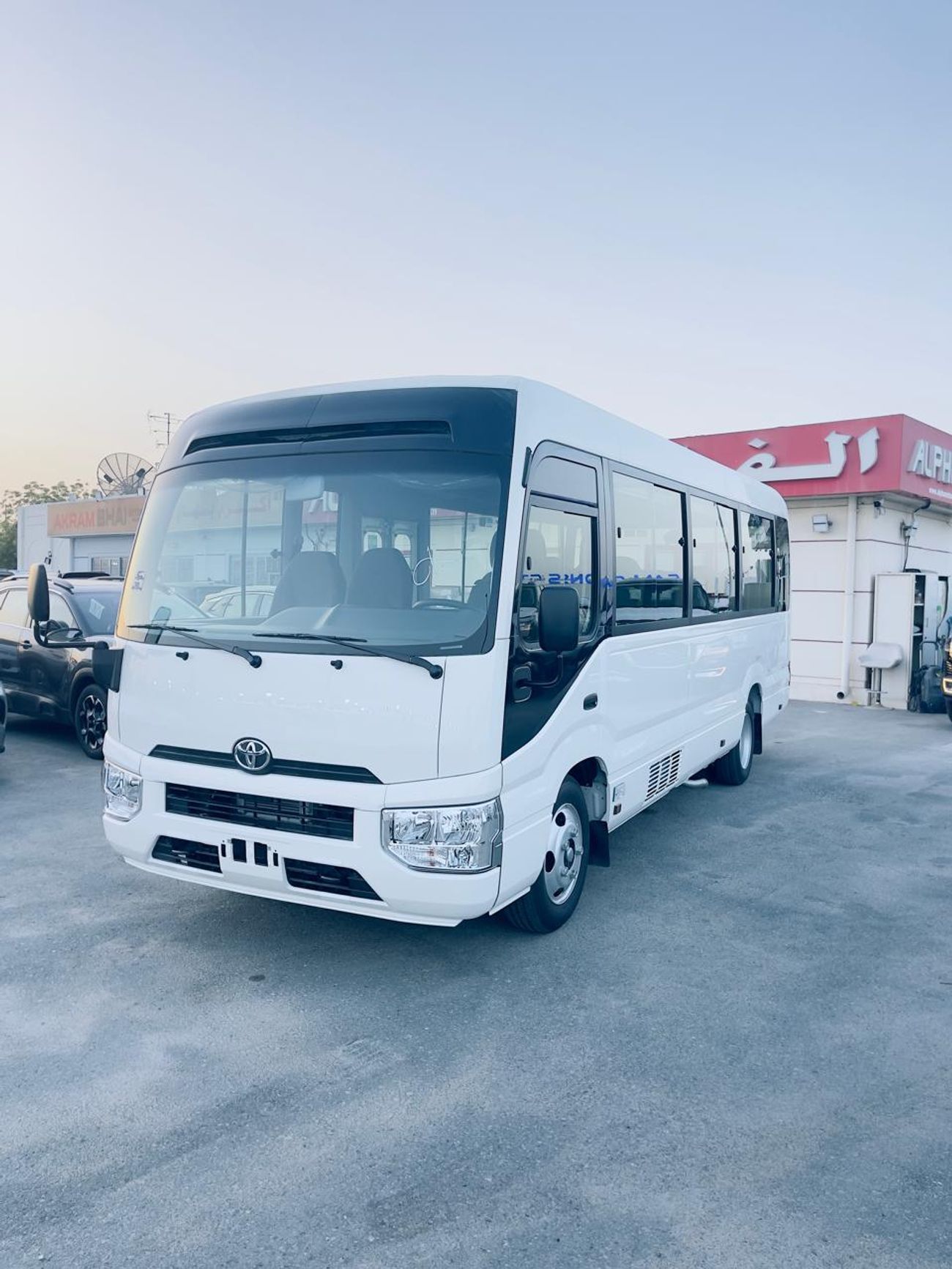 Toyota Coaster toyota coaster 4.0l 2025