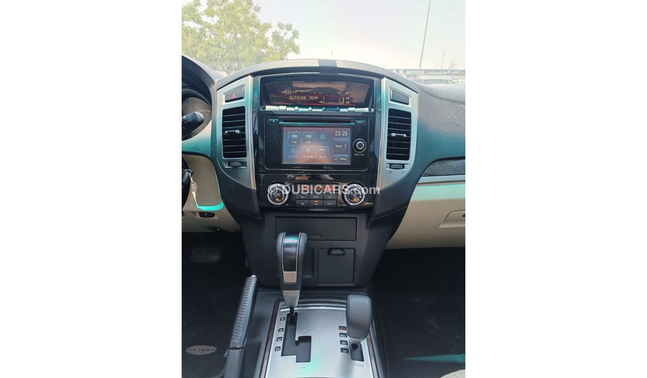Mitsubishi Pajero // 889 AED Monthly // SUNROOF / ELECTRIC / LEATHER SEAT LOT / FOP  (LOT # 15866)