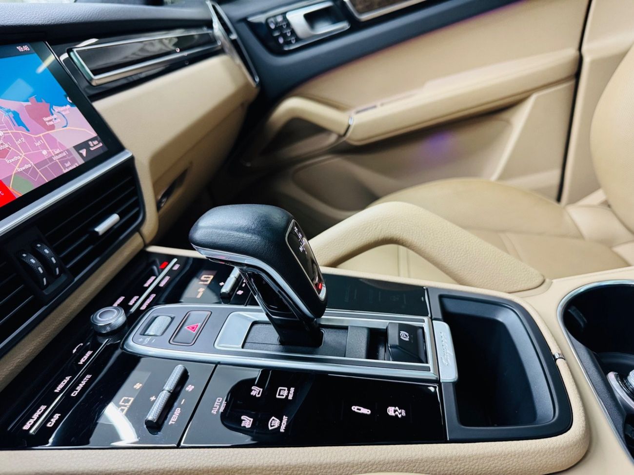 Porsche Cayenne S 2.9L (435 HP)