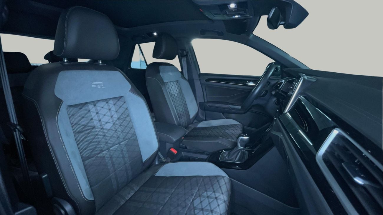 فولكس واجن T ROC R-LINE كارس24 هي سوق ضخم للسيارات المستعملة موثوق ومضمون ٪كارس24 هي سوق ضخم للسيارات المستعملة موثوق ومضمون